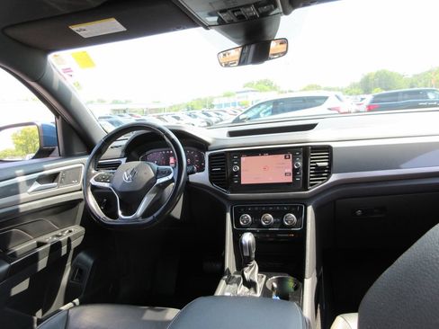 Used 2020 Volkswagen Atlas Cross Sport SEL Premium AWD/4WD image 26