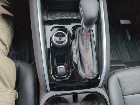 New 2025 Chevrolet Colorado Z71 w/ Technology Package image 40