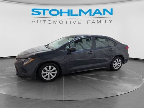 Used 2024 Toyota Corolla LE FWD image 3