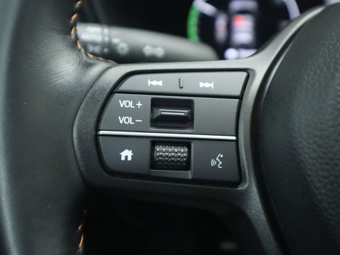 Used 2025 Honda CR-V Sport-L image 11