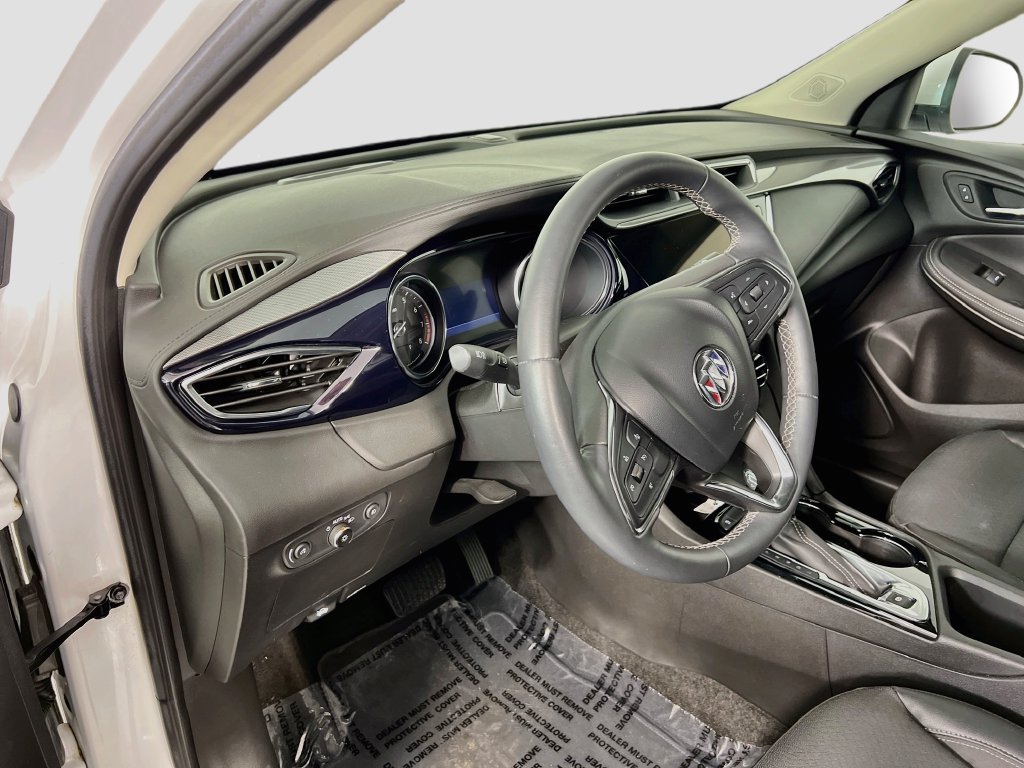 Used 2022 Buick Encore GX Select w/ Sport Touring Package FWD image 8