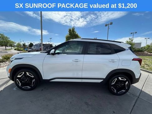 Used 2024 Kia Seltos SX w/ SX Sunroof Package AWD/4WD image 4