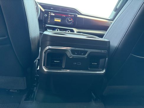 Used 2022 GMC Sierra 1500 Denali AWD/4WD image 14