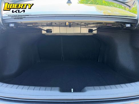 Used 2023 Kia Forte LXS w/ LXS Technology Package FWD image 12