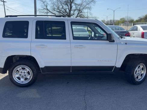 Used 2017 Jeep Patriot Sport w/ Power Value Group image 8