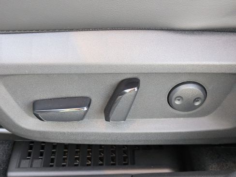 New 2026 Nissan Rogue Platinum image 23