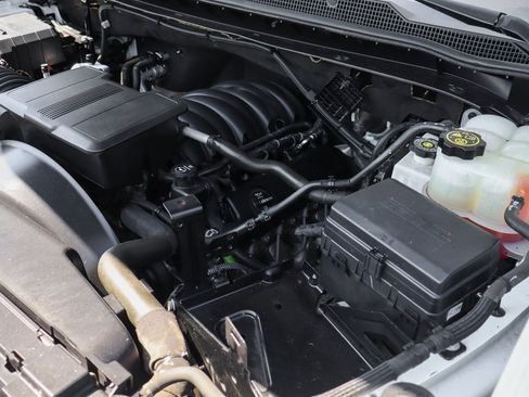 Used 2020 Chevrolet Silverado 2500 W/T w/ WT Convenience Package image 13