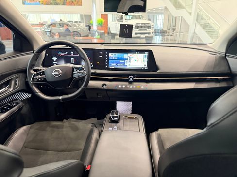 Used 2023 Nissan Ariya AWD image 20