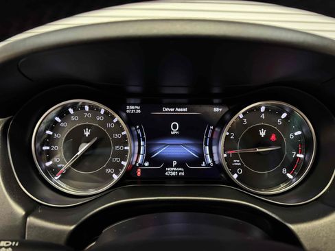 Used 2021 Maserati Ghibli S GranSport RWD image 10