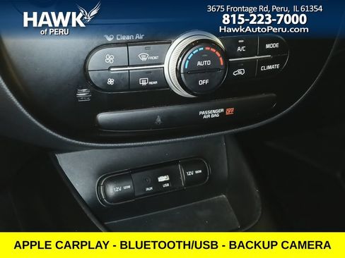 Used 2018 Kia Soul + FWD image 19