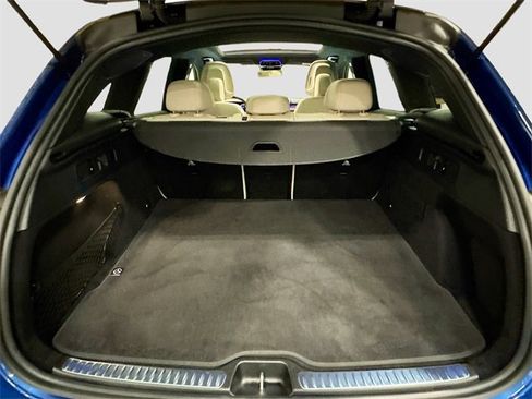 Used 2025 Mercedes-Benz GLC 300 4MATIC image 27