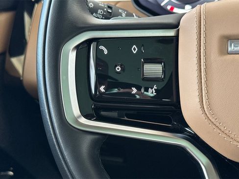 Used 2023 Land Rover Range Rover Sport SE image 29