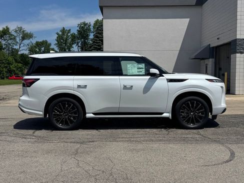 New 2026 INFINITI QX80 Autograph w/ Premium Cargo Package AWD/4WD image 2