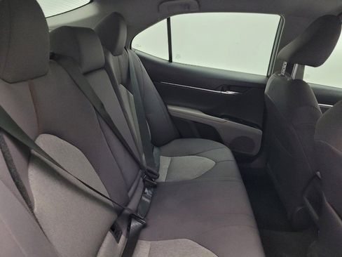 Used 2020 Toyota Camry LE FWD image 19