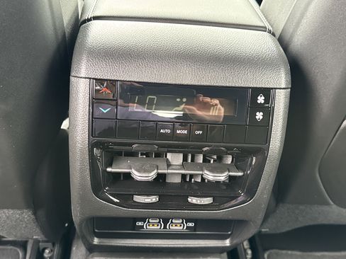 New 2025 Jeep Grand Cherokee L Laredo w/ Trailer Tow Package image 24