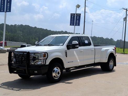 Certified 2022 Ford F350 Lariat w/ Lariat Value Package AWD/4WD image 7