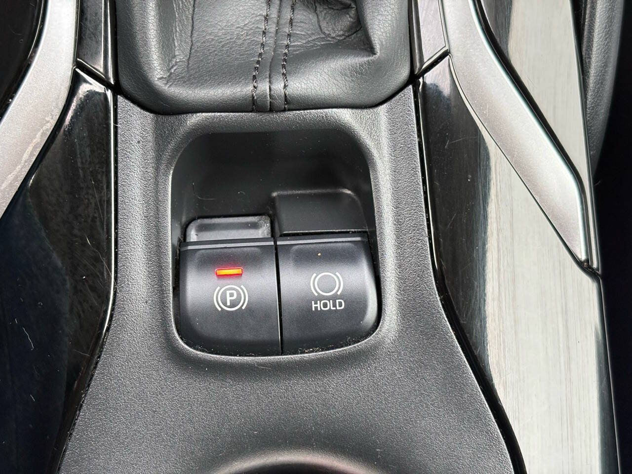 Used 2022 Toyota Corolla LE w/ Premium Interior Package FWD image 41