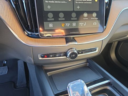 New 2026 Volvo XC60 B5 Plus w/ Protection Package Premier image 16