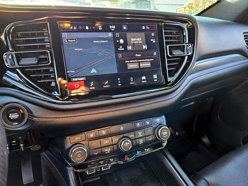 Used 2023 Dodge Durango R/T image 21