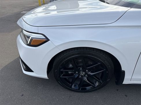 Used 2023 Honda Civic Sport image 18