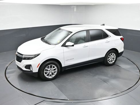 Used 2023 Chevrolet Equinox LT w/ Driver Convenience Package image 48