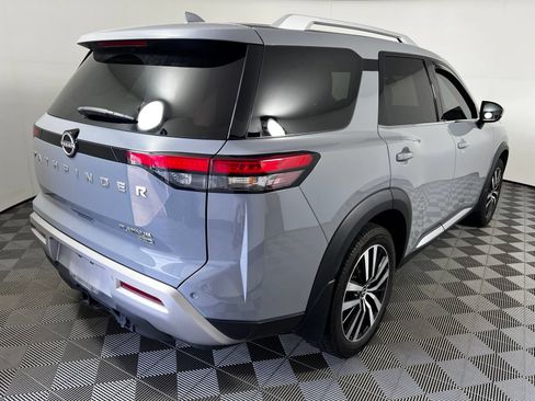 Used 2023 Nissan Pathfinder Platinum AWD/4WD image 5