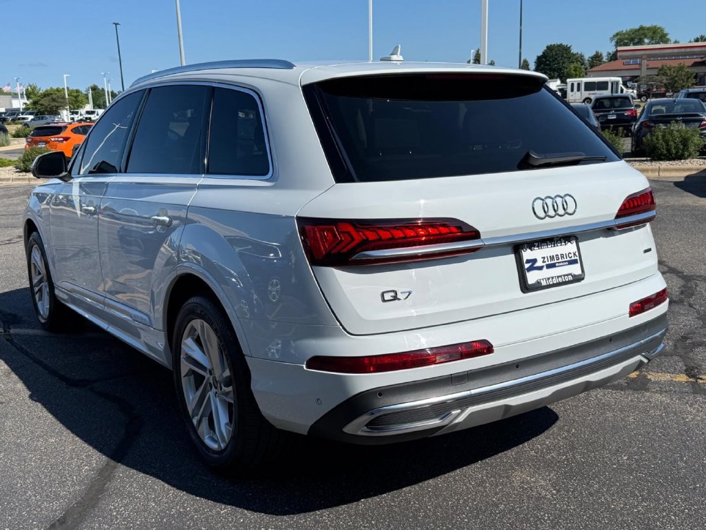 Used 2023 Audi Q7 2.0T Premium w/ Convenience Package AWD/4WD image 6