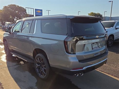 New 2026 Chevrolet Suburban Premier w/ Sun And Tow Package image 3