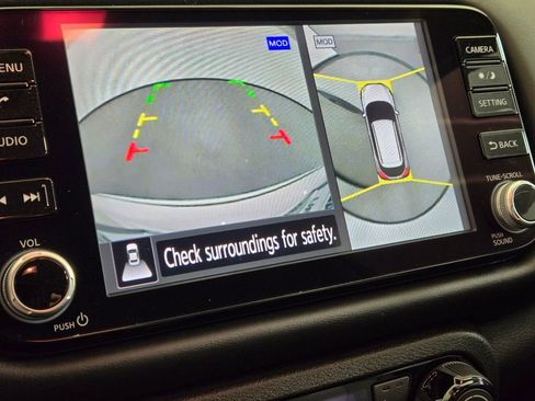 Used 2022 Nissan Kicks SR w/ Premium Package FWD image 30