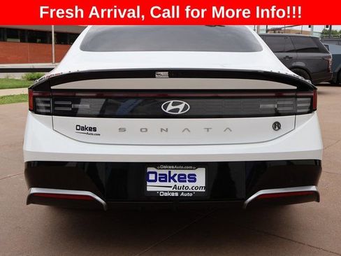 Used 2025 Hyundai Sonata SEL FWD image 5