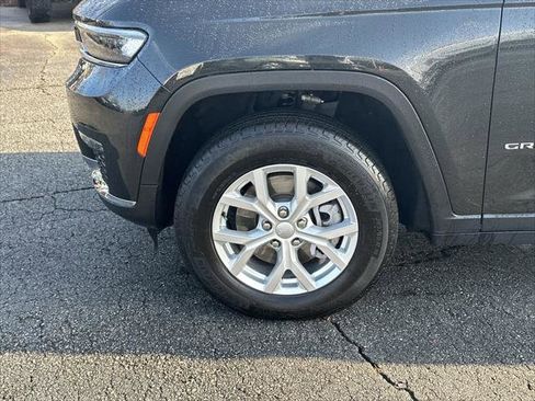 Certified 2023 Jeep Grand Cherokee L Limited w/ Trailer Tow Group (B) image 11