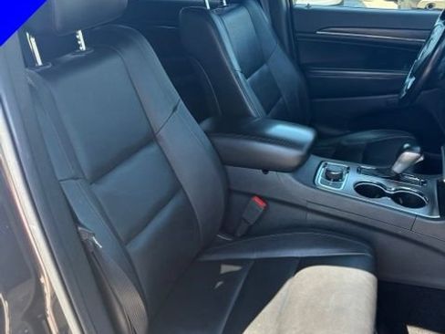 Used 2020 Jeep Grand Cherokee Limited AWD/4WD image 30