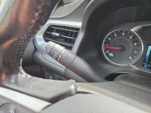 Used 2019 GMC Acadia SLT AWD/4WD image 28
