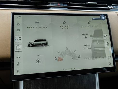 New 2026 Land Rover Range Rover SE AWD/4WD image 38