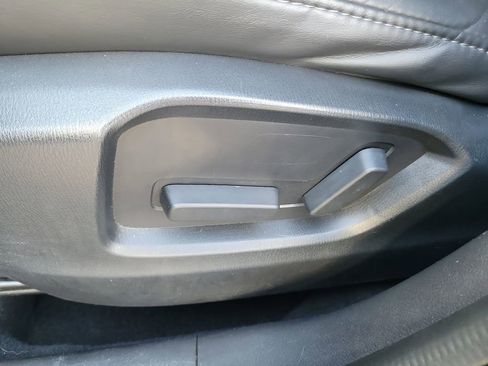 Used 2020 MAZDA CX-5 Touring image 16