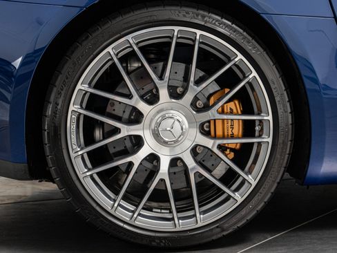 Used 2016 Mercedes-Benz AMG GT S image 31