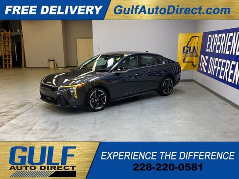 Used 2025 Kia K4 GT-Line w/ GT-Line Premium Package image 5