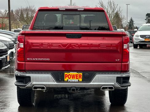 Used 2022 Chevrolet Silverado 1500 LT w/ Z71 Off-Road Package image 5