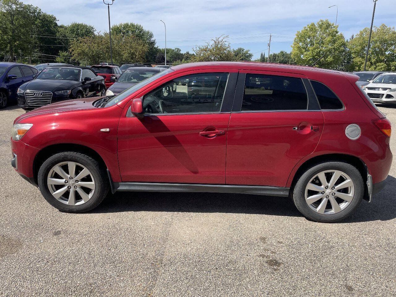 Used 2013 Mitsubishi Outlander Sport SE AWD/4WD image 5