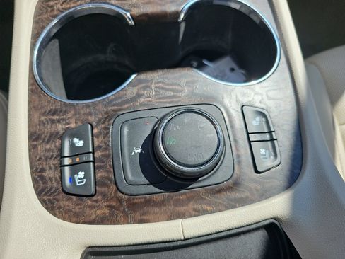 Used 2023 GMC Acadia Denali w/ Denali Ultimate Package AWD/4WD image 24