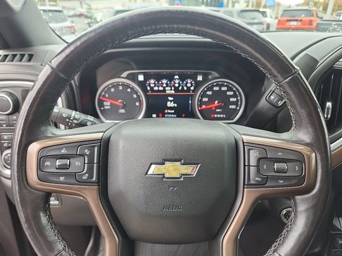 Used 2019 Chevrolet Silverado 1500 High Country w/ High Country Premium Package image 19