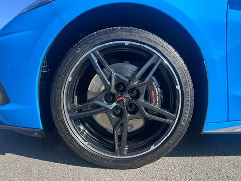 Used 2023 Chevrolet Corvette Stingray Premium Conv w/ Z51 Performance Package RWD image 12