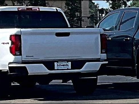 Used 2021 Ford Expedition Max Limited AWD/4WD image 3
