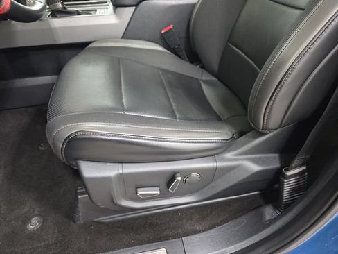Used 2019 Ford F150 Raptor w/ Equipment Group 802A Luxury AWD/4WD image 29