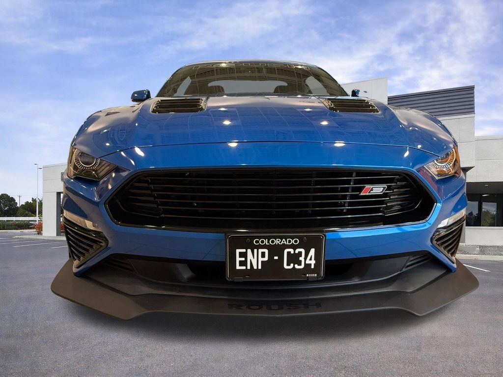 Used 2020 Ford Mustang GT Premium w/ GT Performance Package RWD image 2