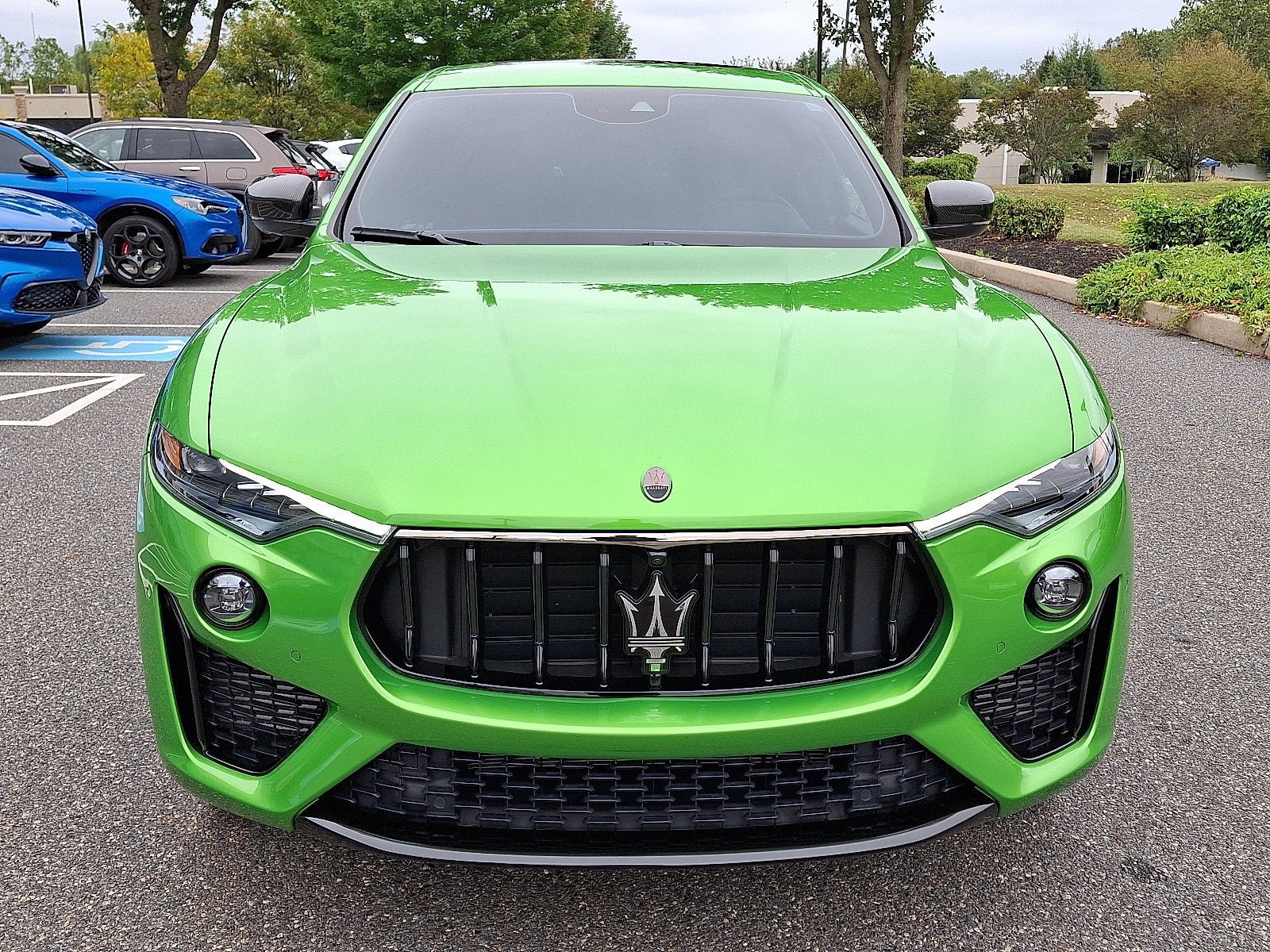 Used 2023 Maserati Levante Modena AWD/4WD image 2