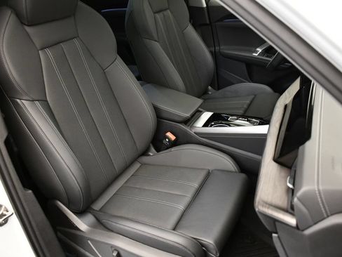 Used 2025 Audi Q5 Premium Plus w/ Premium Plus AWD/4WD image 48