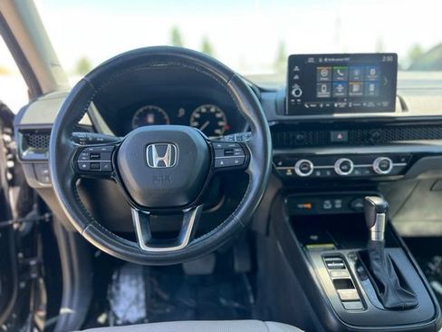 Used 2024 Honda CR-V EX-L image 11