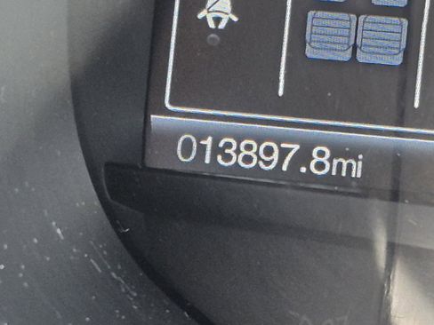 Used 2024 Ford Edge SE image 28