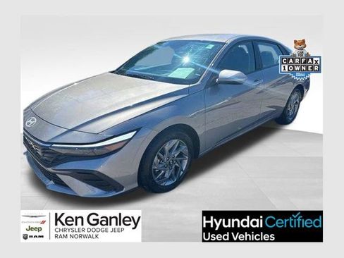 Certified 2024 Hyundai Elantra SEL FWD image 1